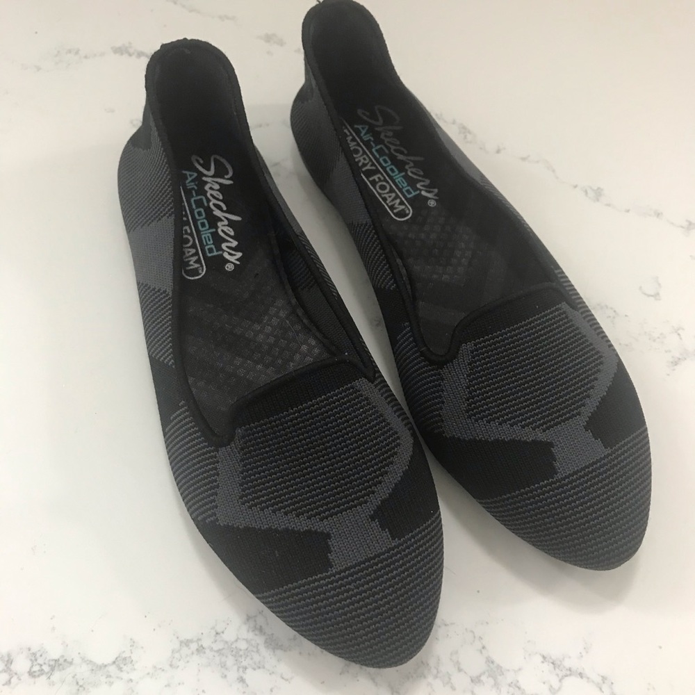 Sketchers Black Cleo Flats 5